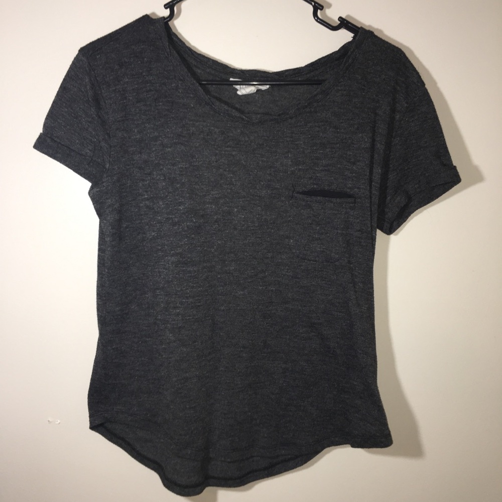 Gray T-shirt. Gently used.